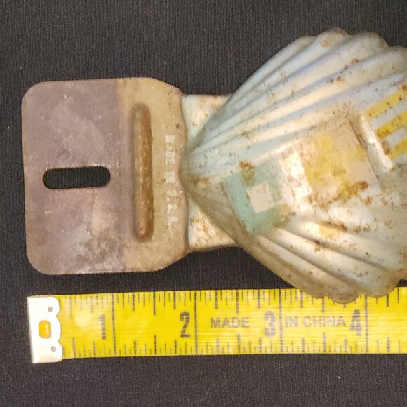 Old Vintage License Plate Topper Shell Oil Gas Car Auto Emblem Badge Hot Rat Rod - Picture 6 of 8